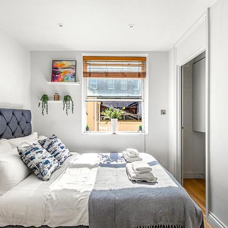Charming Studio Flat Close To Holborn Station ลอนดอน ภายนอก รูปภาพ