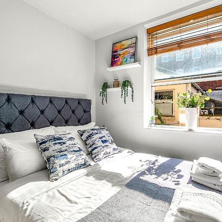 Charming Studio Flat Close To Holborn Station ลอนดอน ภายนอก รูปภาพ