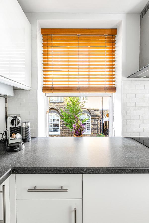 Charming Studio Flat Close To Holborn Station ลอนดอน ภายนอก รูปภาพ